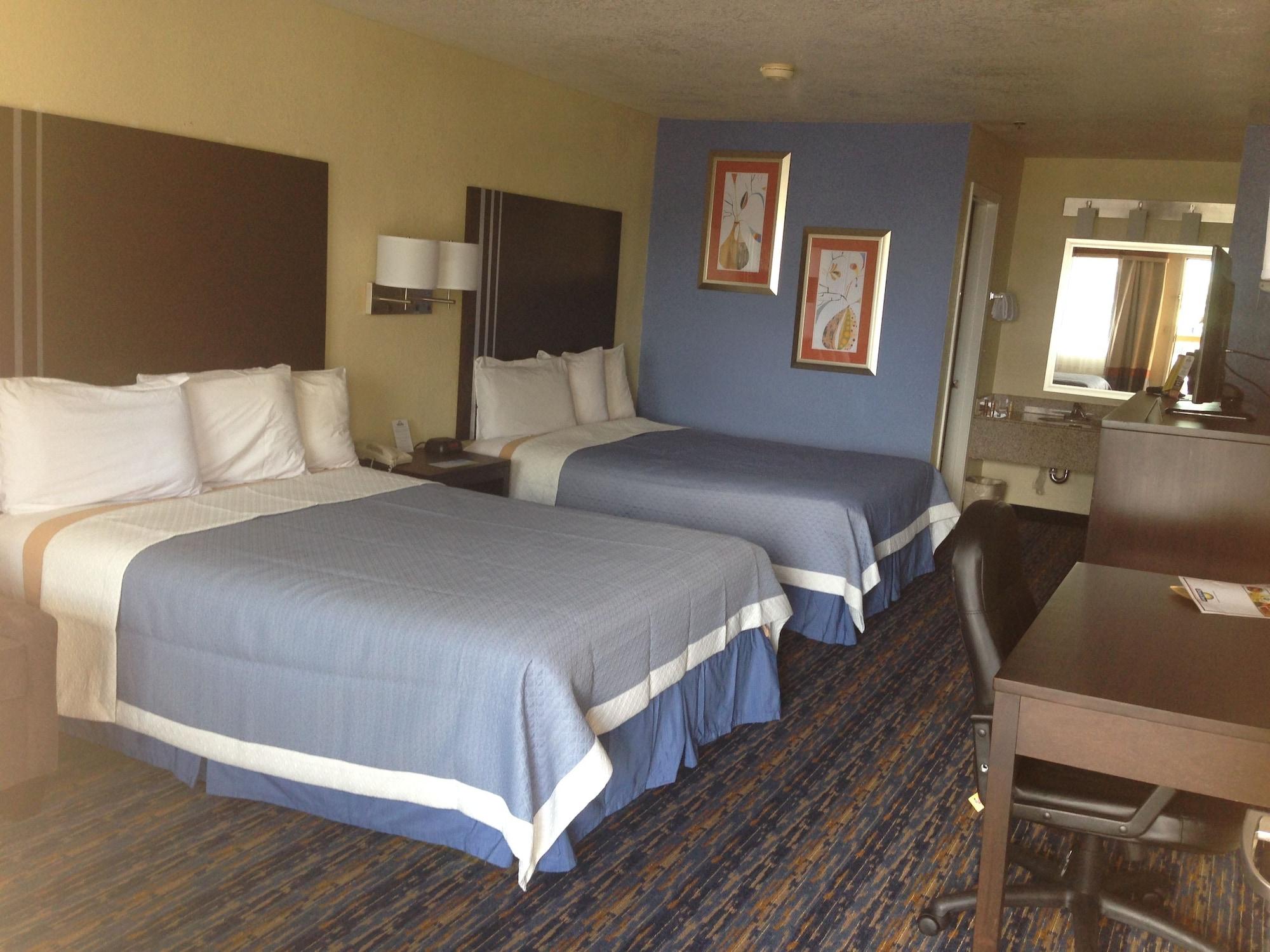 Days Inn By Wyndham Near Seaworld San Antonio Eksteriør bilde