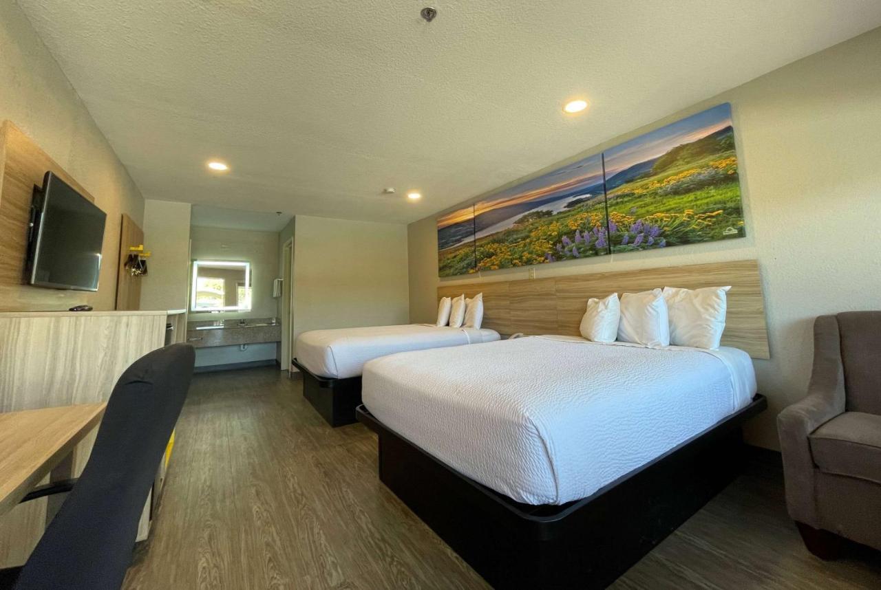 Days Inn By Wyndham Near Seaworld San Antonio Eksteriør bilde